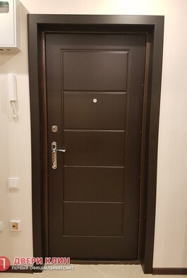 дверь в квартиру с МДФ цвет венге