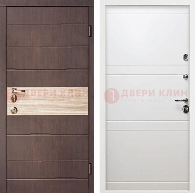 Коричневая стальная дверь с филенчатой МДФ в Белом цвете ДМ-306 в Челябинске