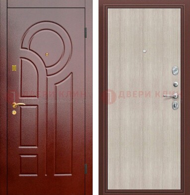 Красная металлическая дверь с МДФ панелями ДМ-368 в Ярославле