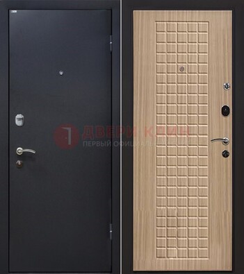Черная металлическая дверь с порошковым покрытием ДП-157 в Яхроме