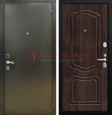 Темно-серая железная дверь с порошковым покрытием и коричневой МДФ ДП-288 в Яхроме