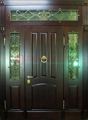 Стальная парадная дверь со стеклом и ковкой ДПР-18 для деревянного дома в Яхроме
