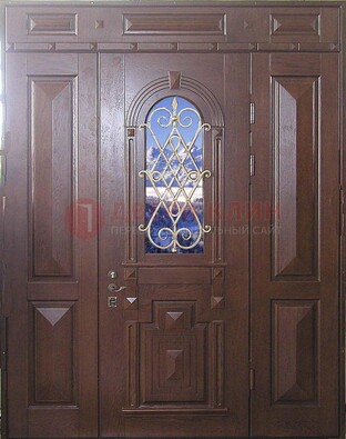 Стальная парадная дверь со стеклом и ковкой ДПР-4 для коттеджа в Яхроме