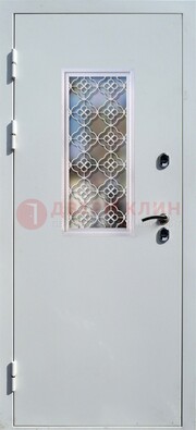 Серая металлическая дверь со стеклом и ковкой ДС-75 в Яхроме