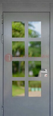 Серая металлическая дверь со стеклом ДС-78 в Яхроме
