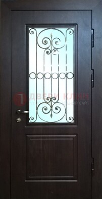 Железная дверь со стеклом и ковкой ДСК-65 для общественных зданий в Белгороде