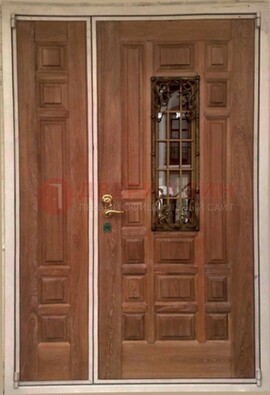 Стальная дверь со стеклом и ковкой ДСК-68 в общественное здание в Яхроме