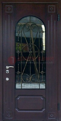 Стальная дверь со стеклом и ковкой ДСК-80 в загородный дом в Яхроме