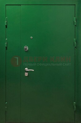 Зеленая распашная тамбурная дверь Порошок ДТМ-47 в Яхроме
