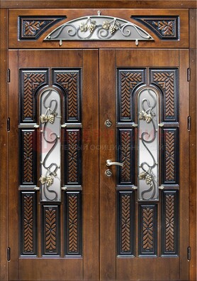 Входная двухстворчатая дверь с виноритом и ковкой ДВТ-183 в Яхроме