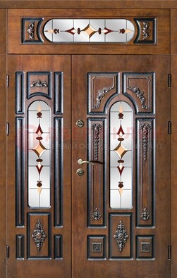 Коричневая двухстворчатая железная дверь с МДФ и витражом ВЖ-36 в Яхроме
